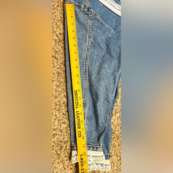 Levi’s Strauss Vintage Denim Trucker Jacket Lace Embroidered YL 16/18 Oversized - Picture 11 of 15